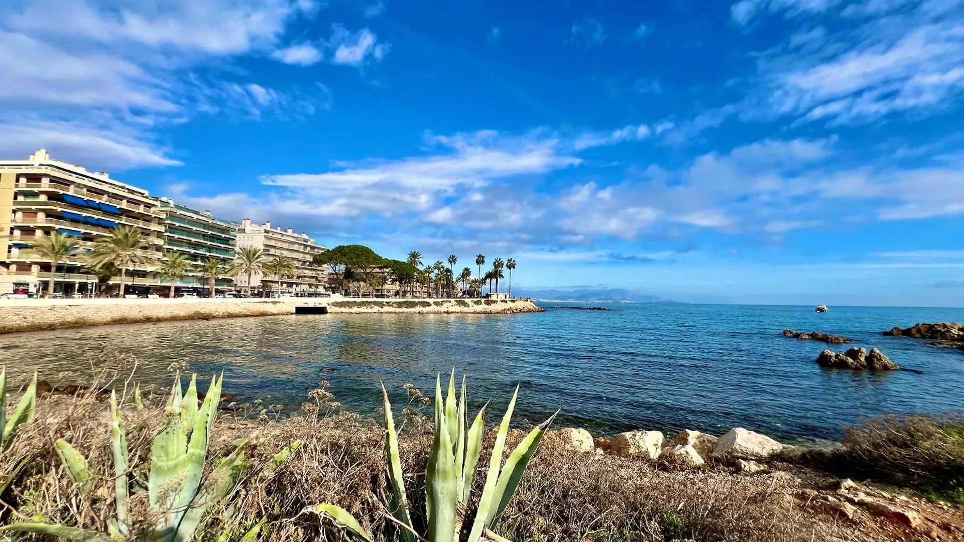 Antibes Ponteil - 4 People - Terrace Apartment
